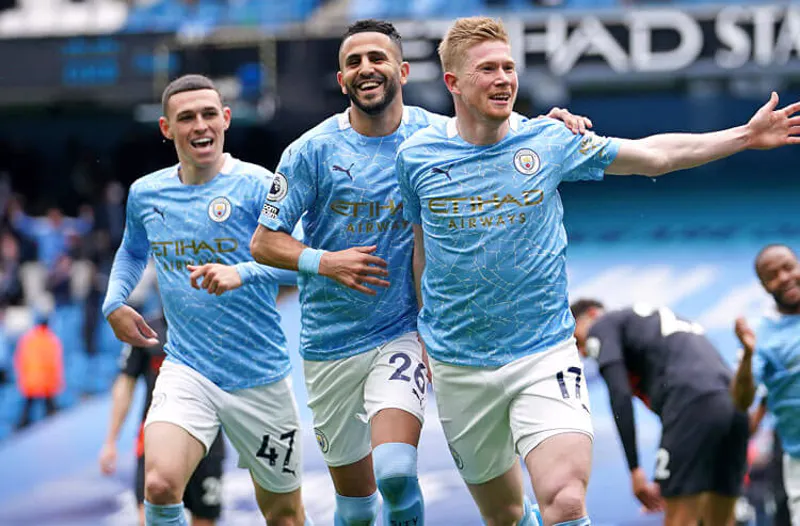 Манчестер Сити фаворит на победу в Лиге Чемпионов 2022